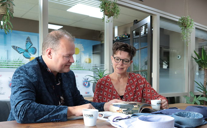 Print machine van Rowa in actie