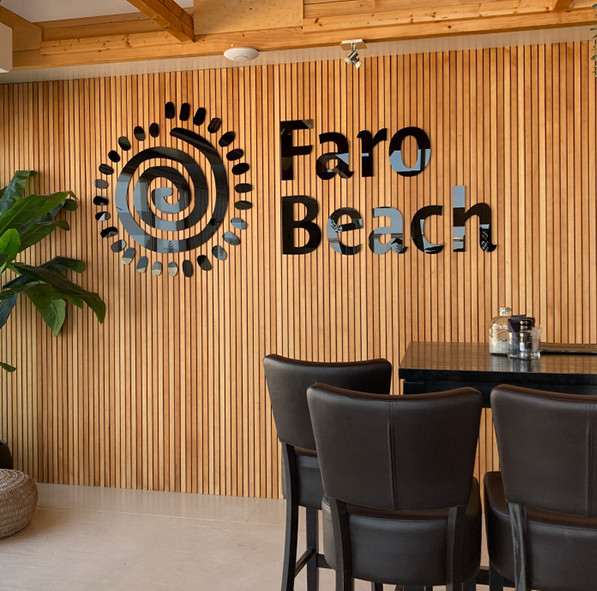 Sign-farobeach.jpg