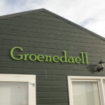 Sign-freesletters-groendaell.jpg